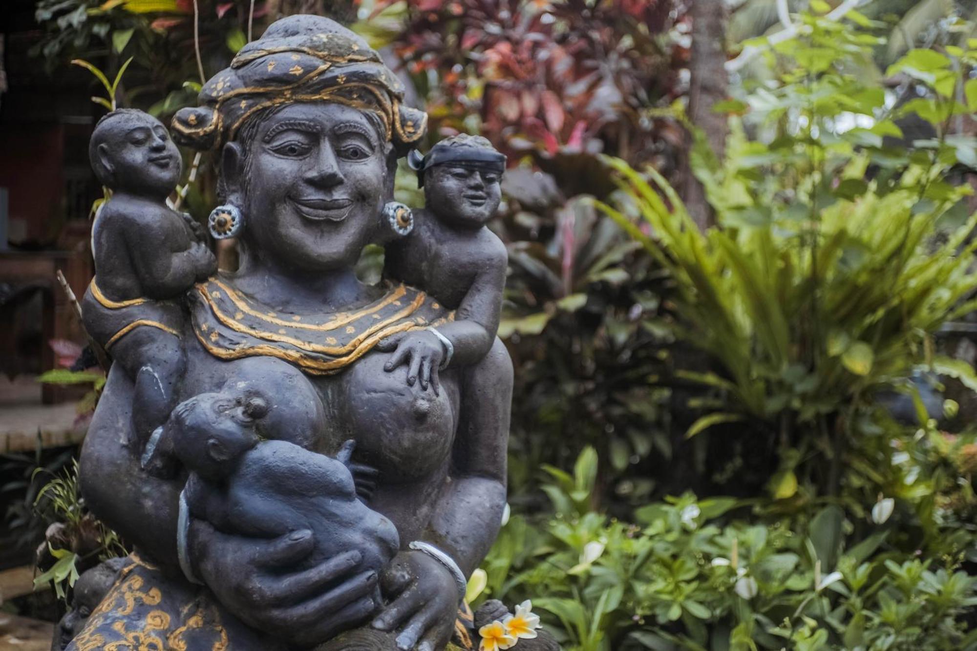 Nirwa 1 Ubud Guesthouse Exterior photo